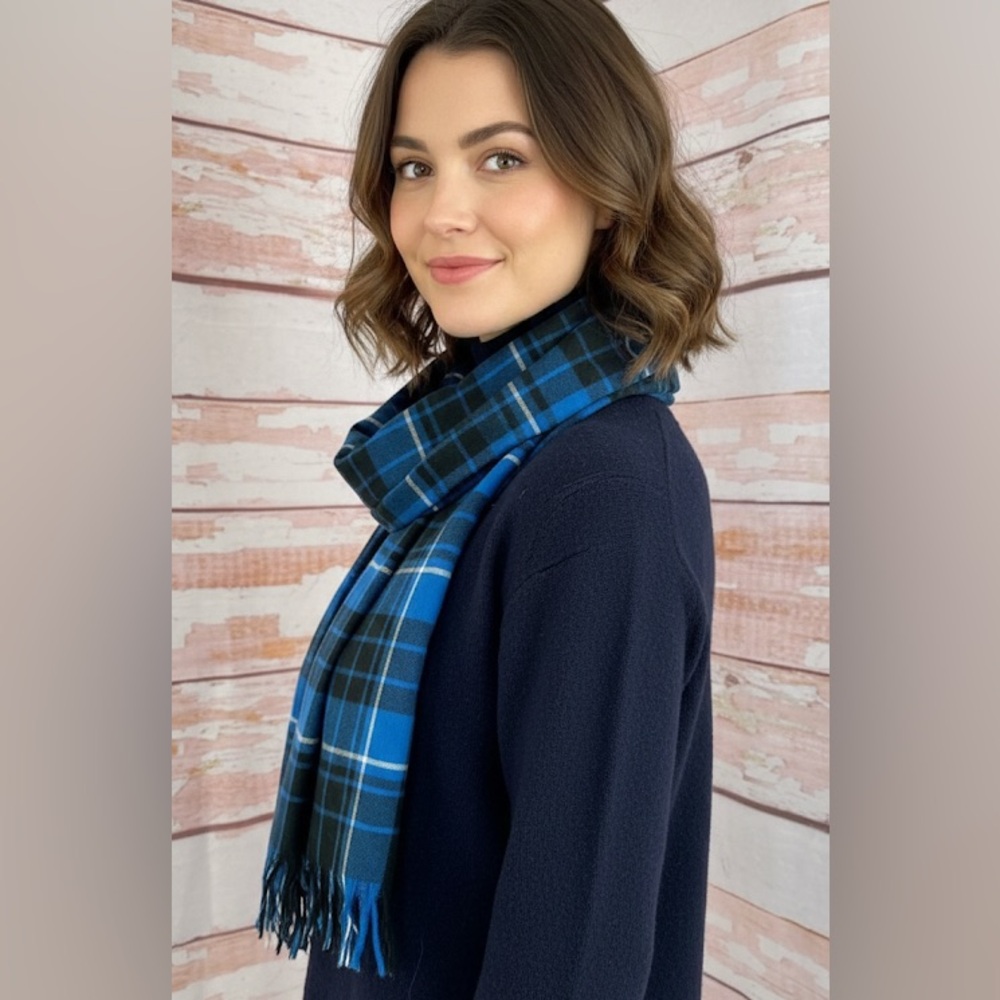 VINTAGE Blue Plaid Fringe Scarf